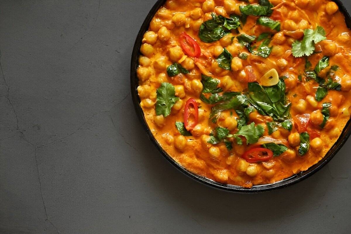 5. Chickpea and Spinach Curry