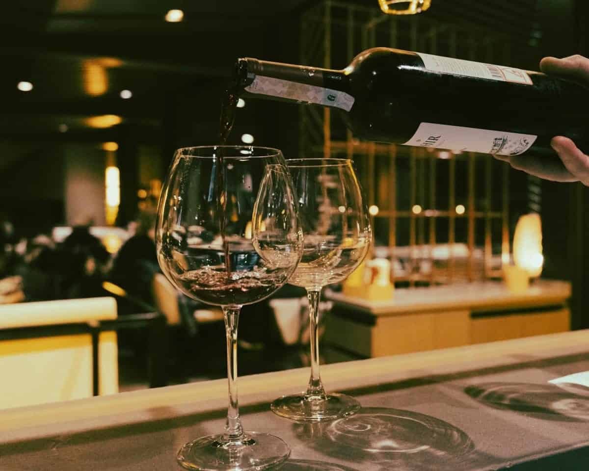 4. The Role of the Sommelier