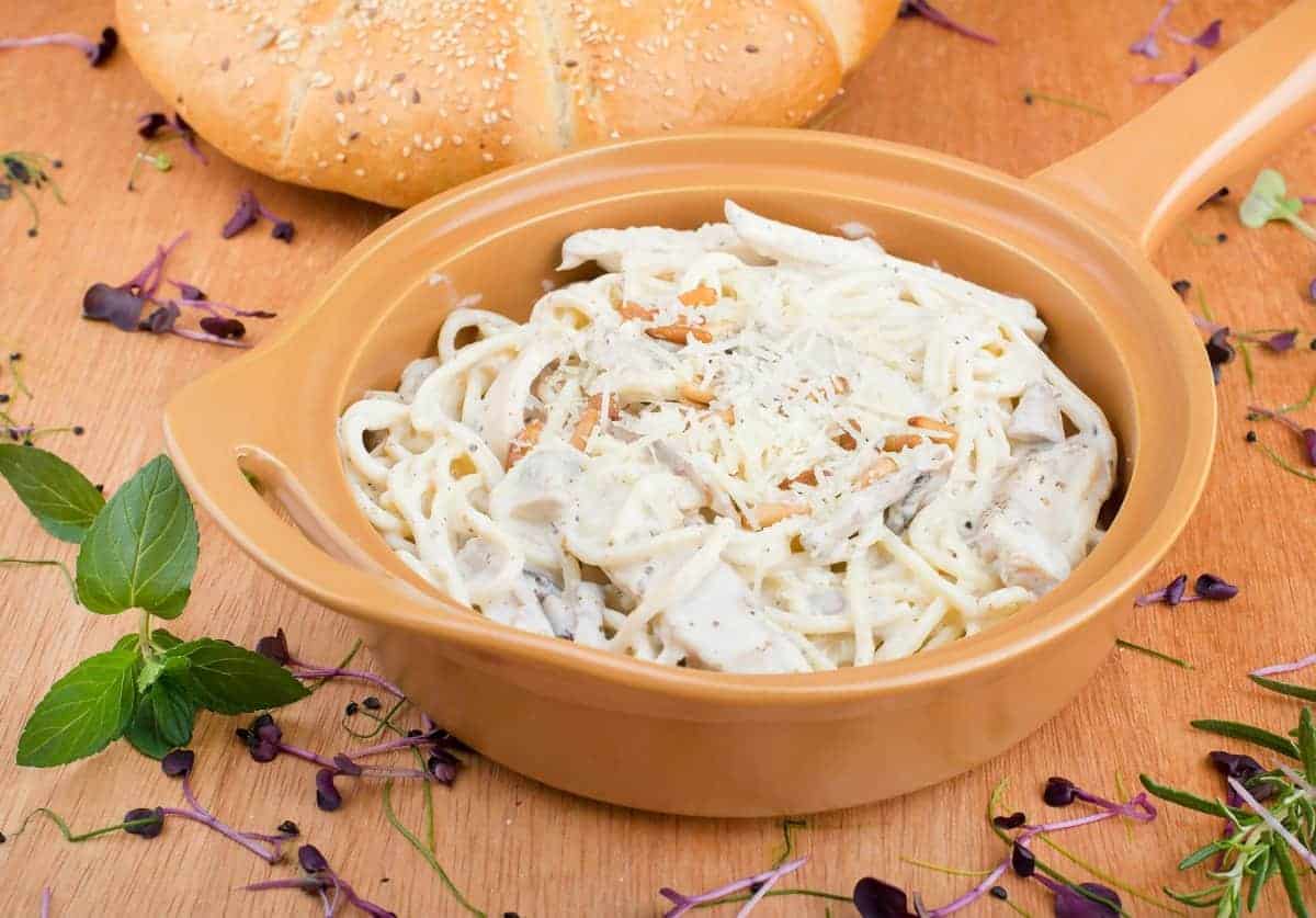 3. Fettuccine Alfredo