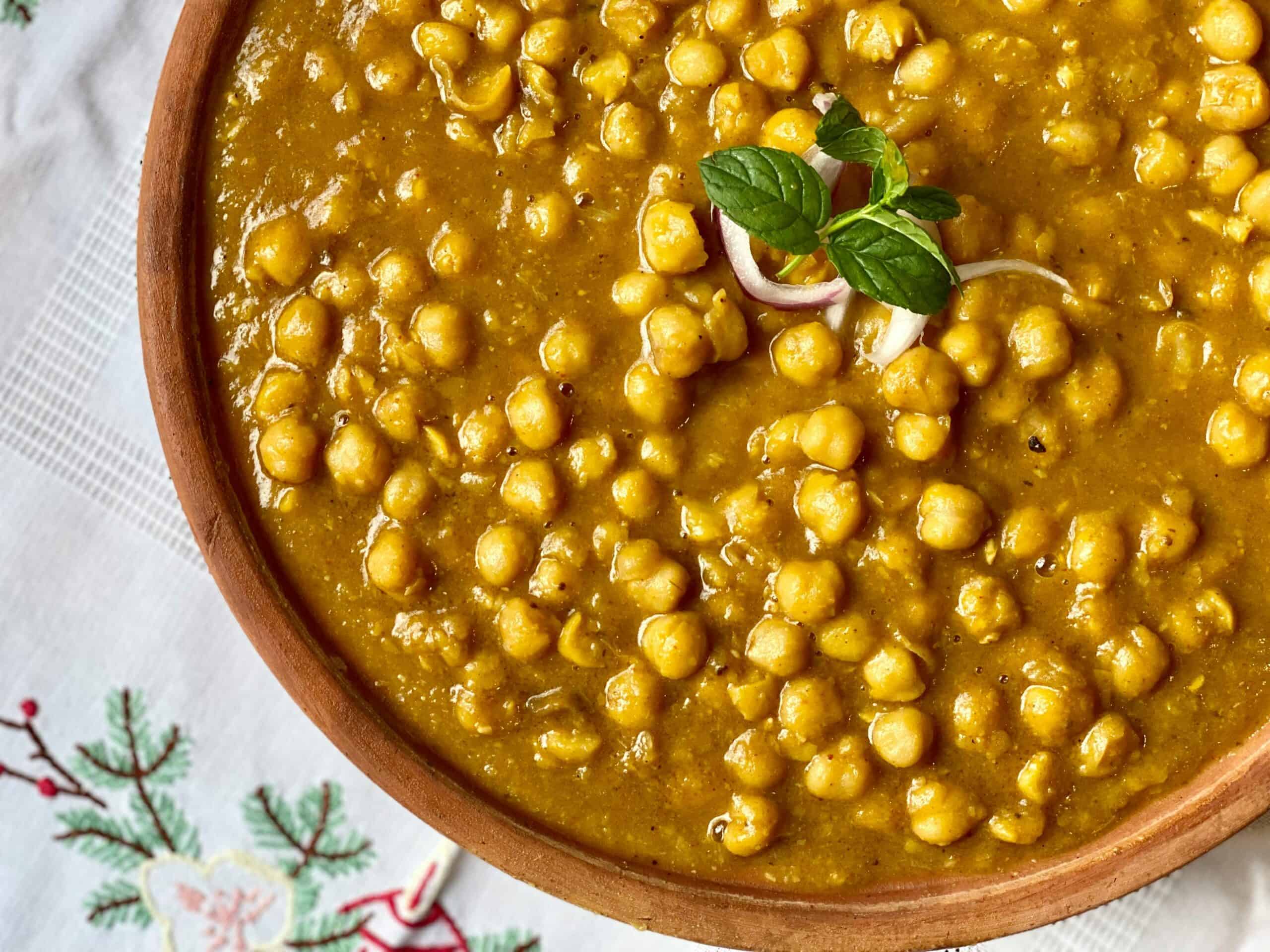 6. Quick Chickpea Curry