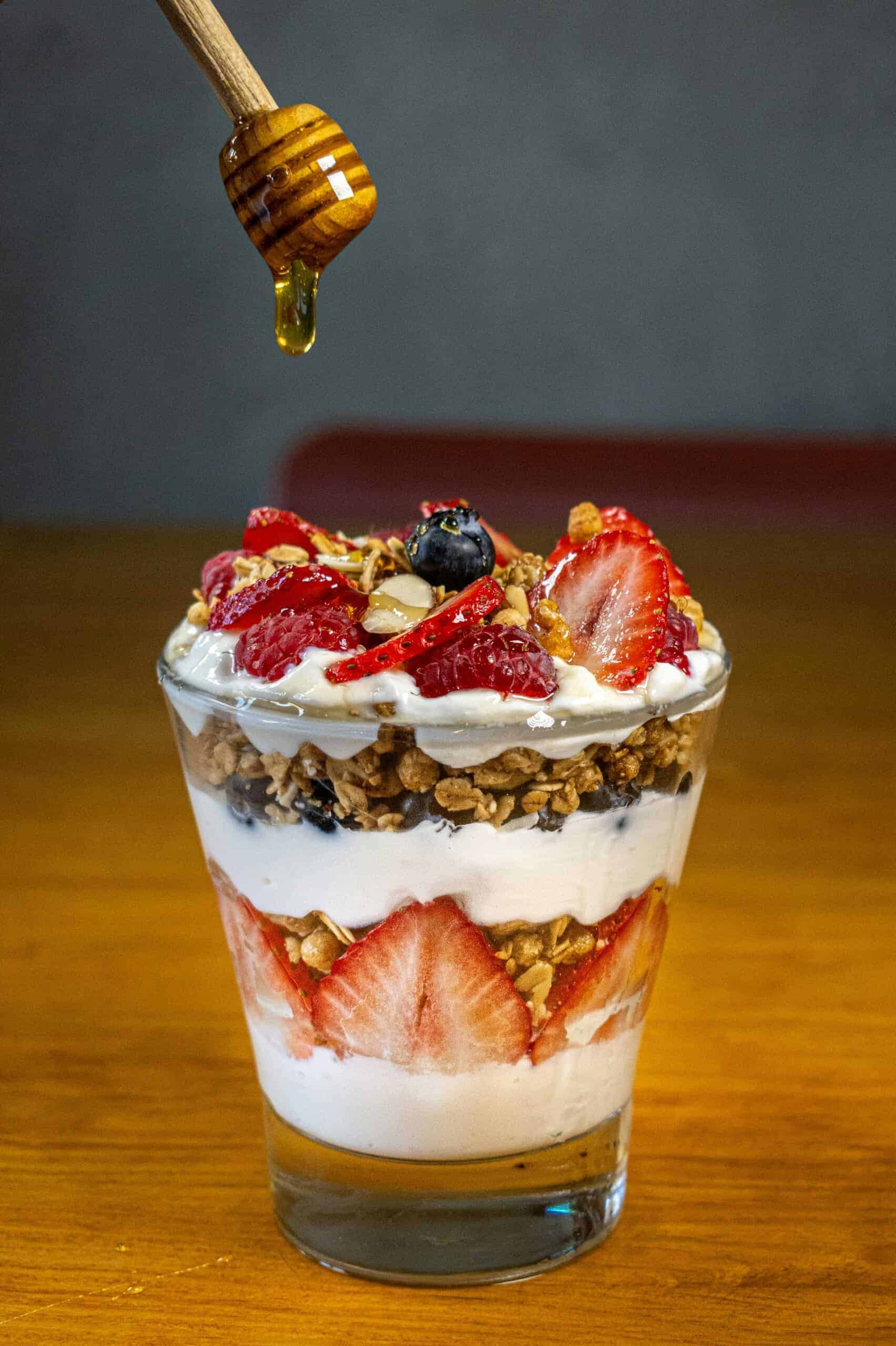 15. No-Bake Berry Yogurt Parfait