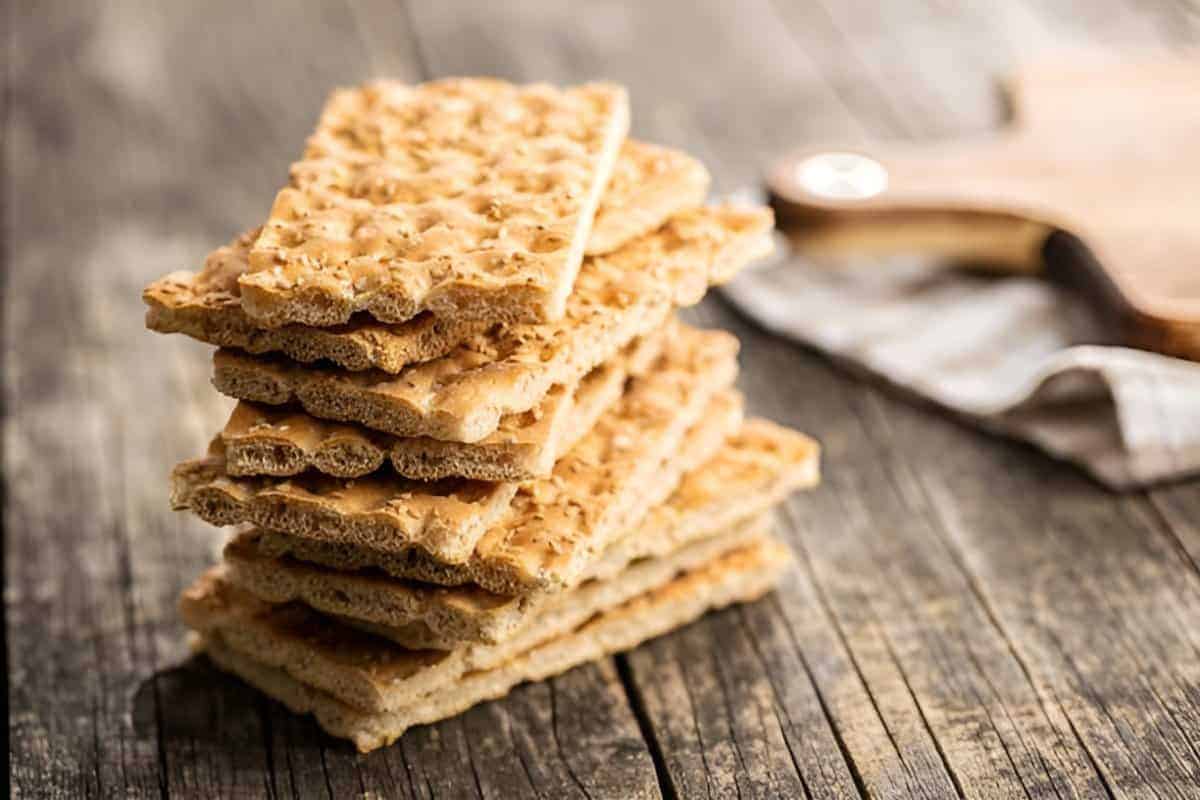 8. Whole Grain Crackers