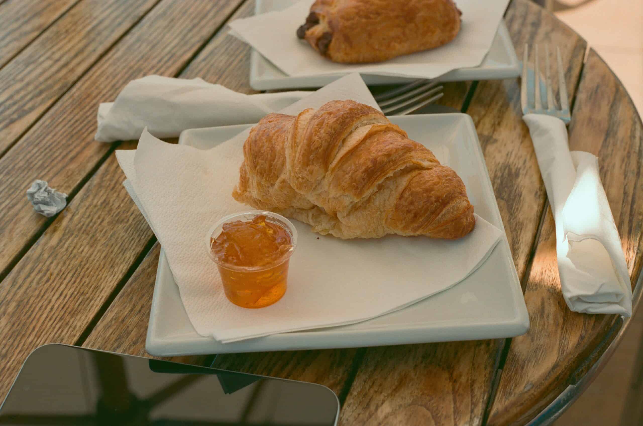 6. Croissant - France